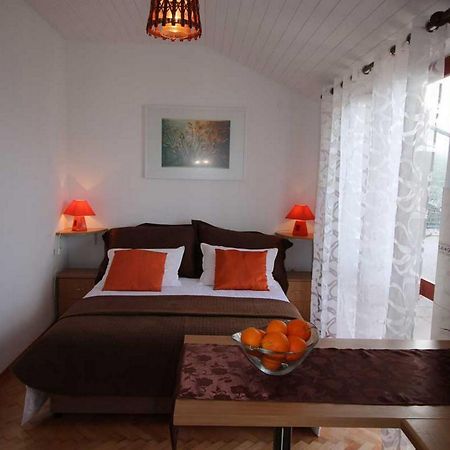 Villa Renipol Adults Only Sutivan Oda fotoğraf