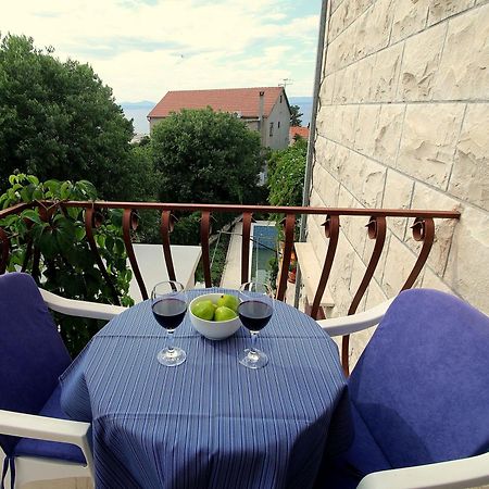 Villa Renipol Adults Only Sutivan Oda fotoğraf