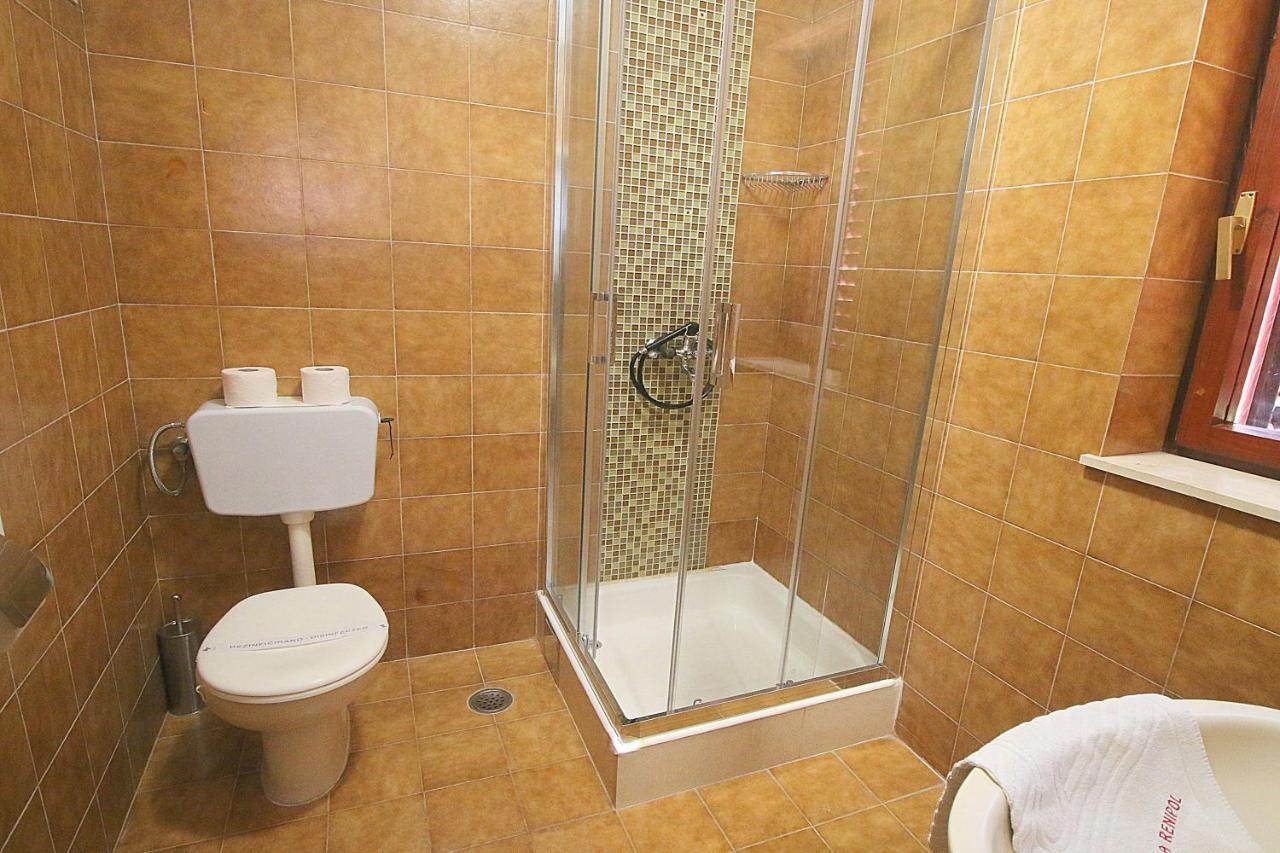 Villa Renipol Adults Only Sutivan Dış mekan fotoğraf
